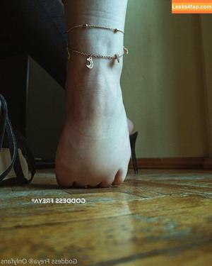 siren.goddess photo #0104