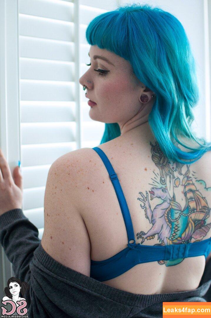 Sirenn Suicide / https: / sirenn.bby / sirennsuicide leaked photo photo #0079
