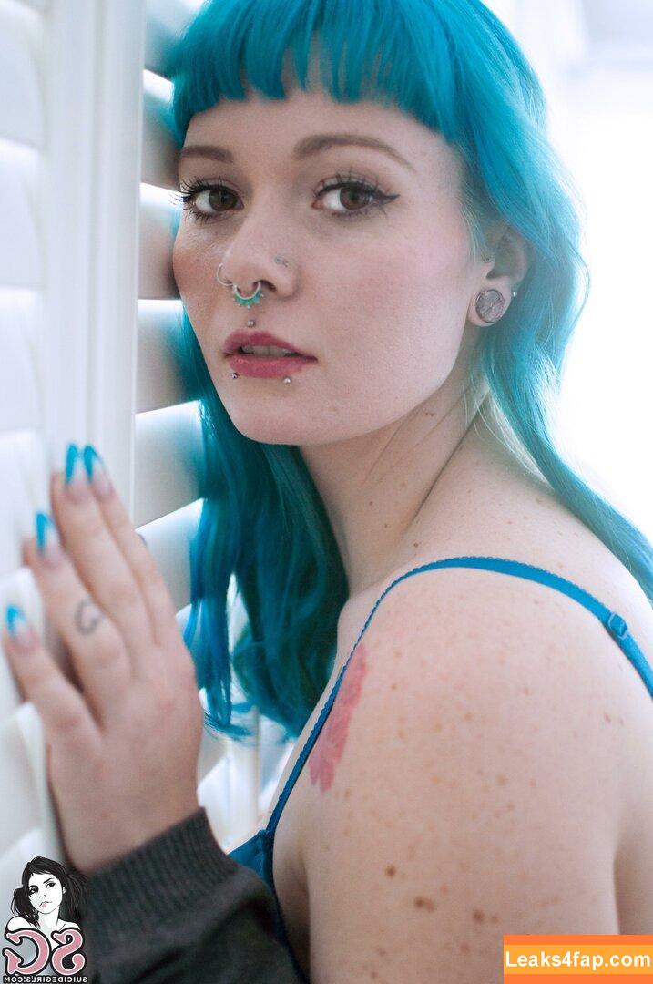 Sirenn Suicide / https: / sirenn.bby / sirennsuicide leaked photo photo #0080