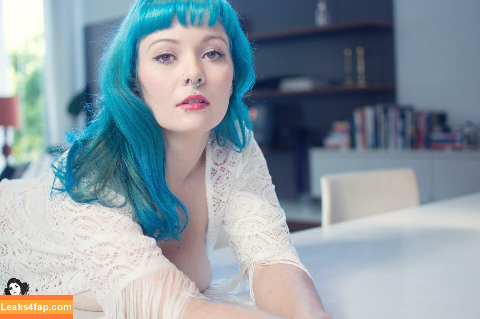 Sirenn Suicide / https: / sirenn.bby / sirennsuicide leaked photo photo #0097