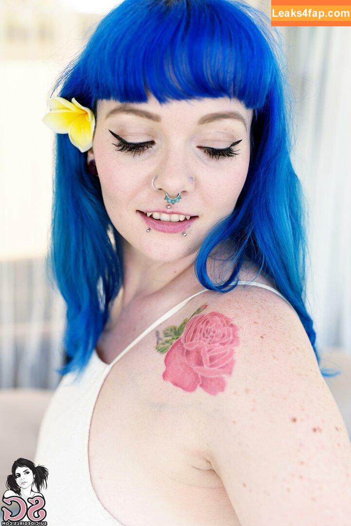 Sirenn Suicide / https: / sirenn.bby / sirennsuicide leaked photo photo #0204