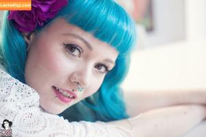Sirenn Suicide photo #0101