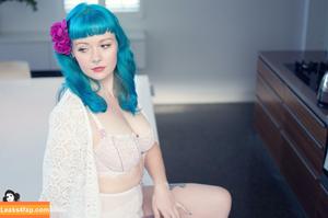 Sirenn Suicide photo #0105