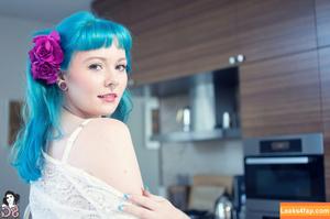 Sirenn Suicide photo #0106