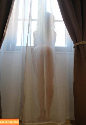 siriasuncolor photo #0024