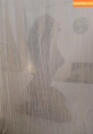 siriasuncolor photo #0038