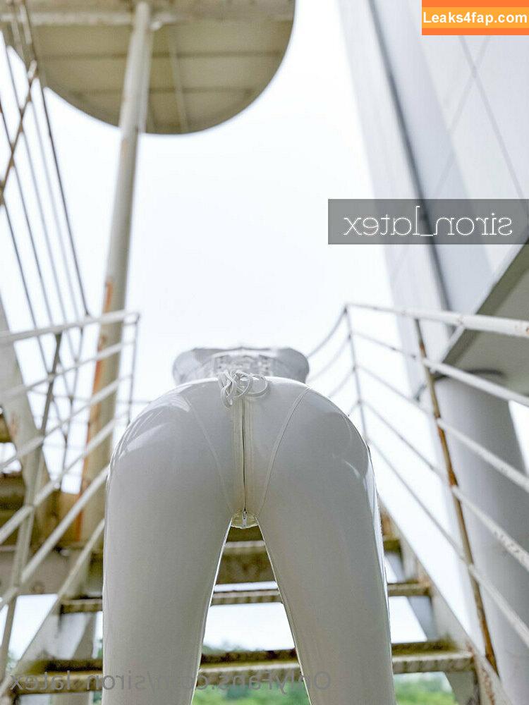 siron_latex /  leaked photo photo #0092