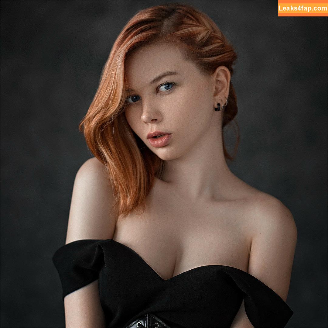 sishka14 / sishka leaked photo photo #0003