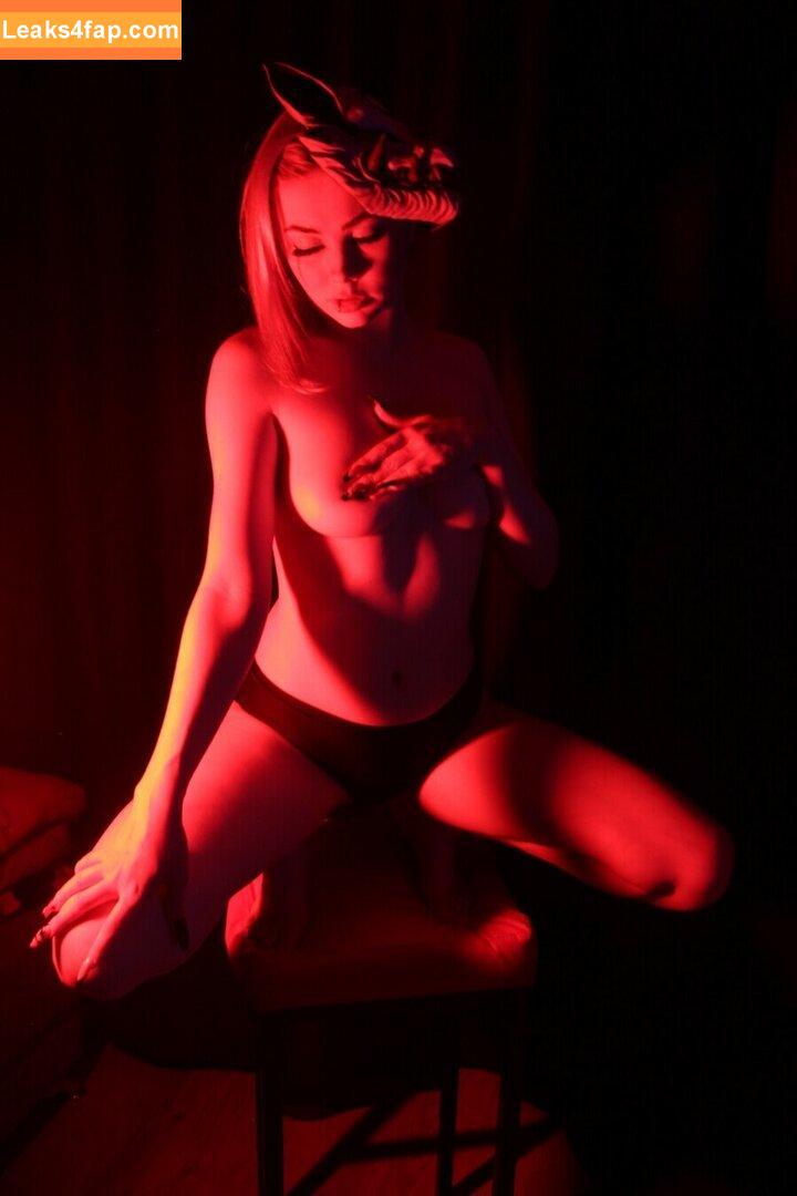 sishka14 / sishka leaked photo photo #0400
