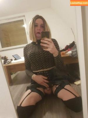 SissyKaya photo #0045