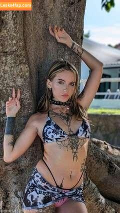 Sistoned /  leaked photo photo #0001
