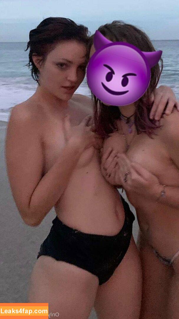 sithbitch /  leaked photo photo #0049