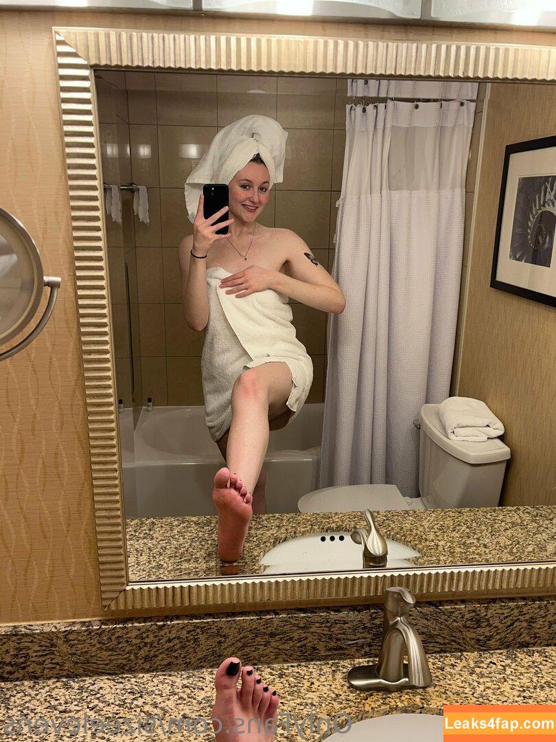 Sizeelevens / https: / robinharrisjr leaked photo photo #0101