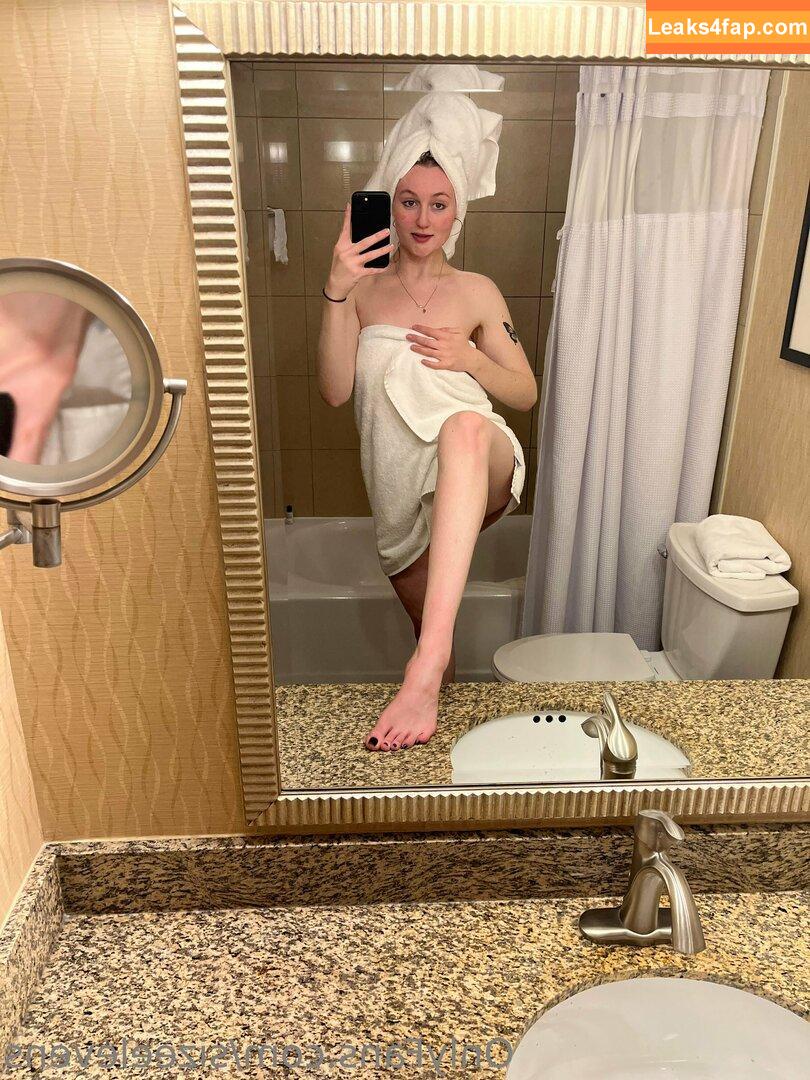 Sizeelevens / https: / robinharrisjr leaked photo photo #0103