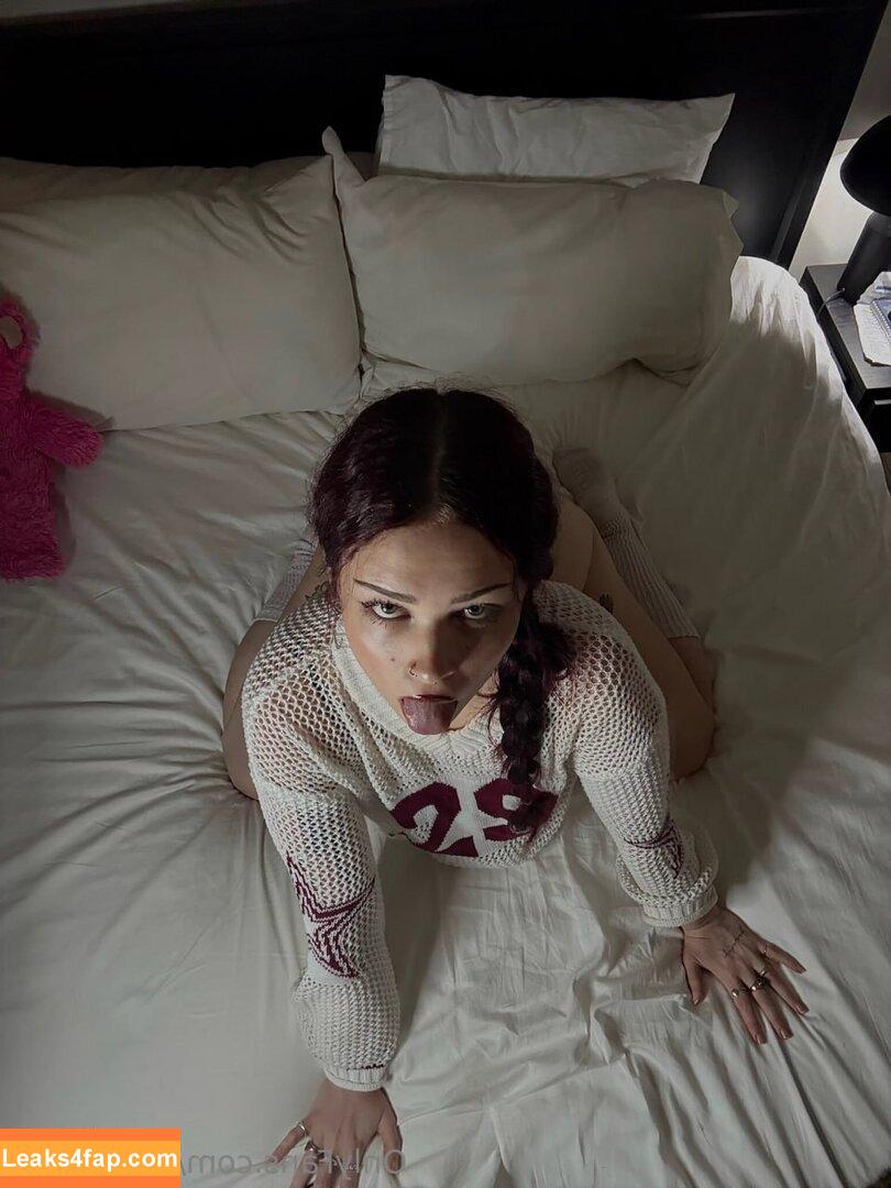 skarletfyre / reel leaked photo photo #0001