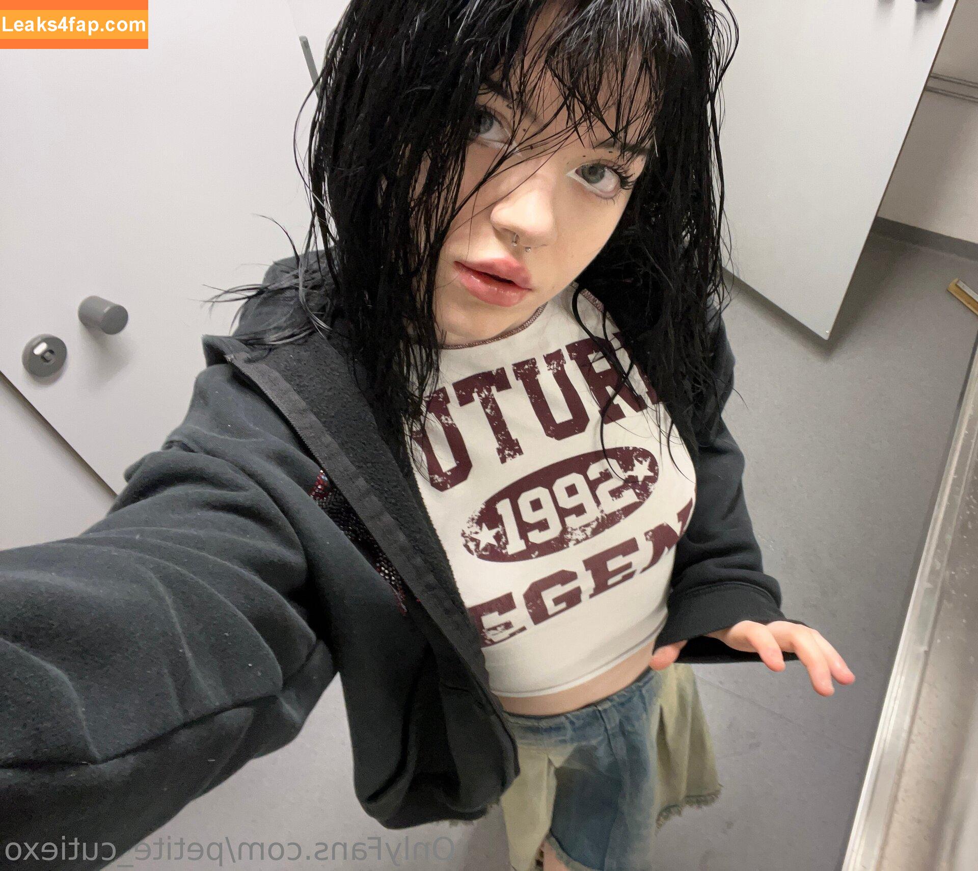 sky_cutiiexx /  leaked photo photo #0002