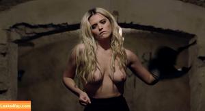 Sky Ferreira фото #0020