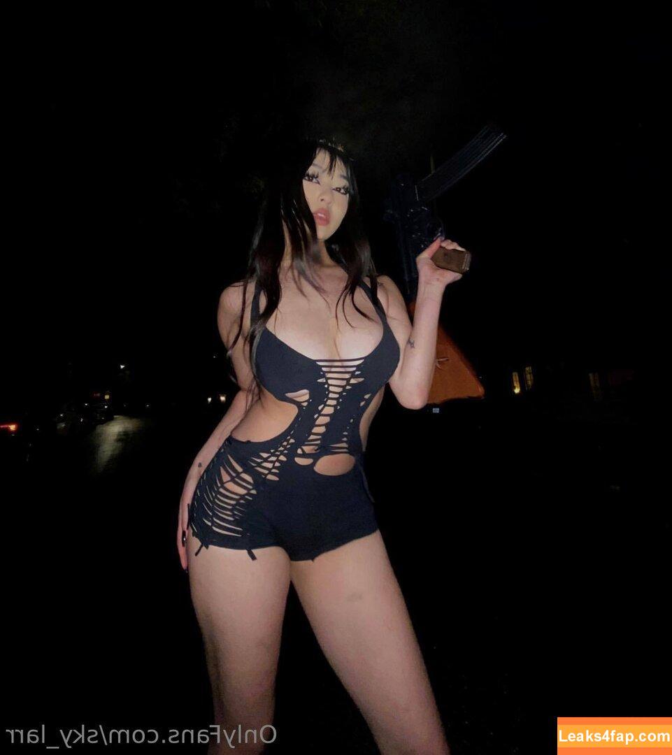 sky_larr / sky_lar_ leaked photo photo #0008
