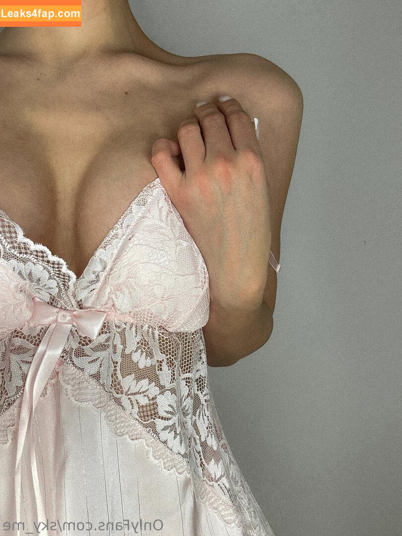 sky_me /  leaked photo photo #0015
