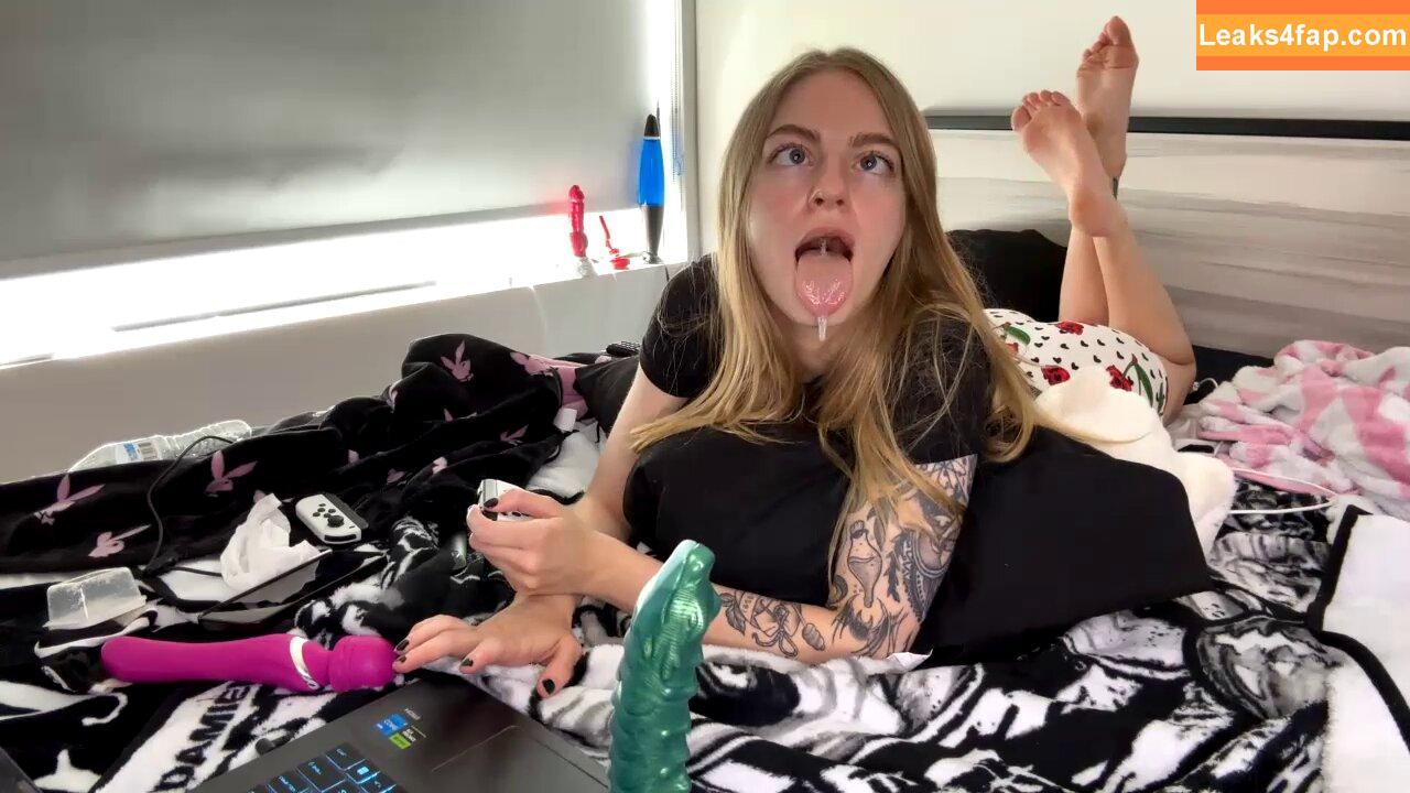 Skyiswoke / cel.lishh leaked photo photo #0015