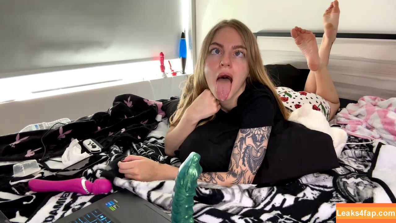 Skyiswoke / cel.lishh leaked photo photo #0018