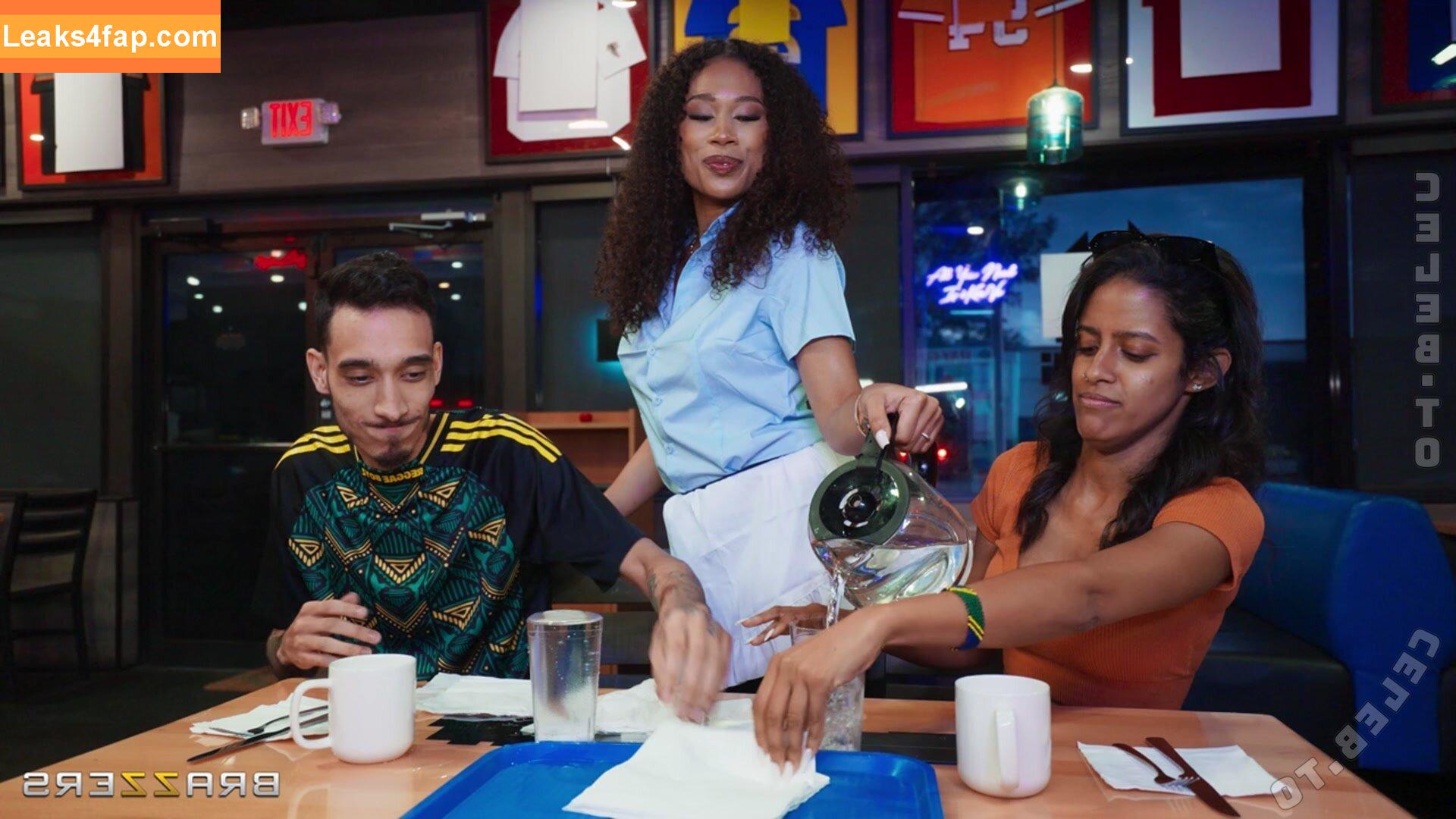 Skyla Sun / https: / skylaxsun / theskylasun leaked photo photo #0099