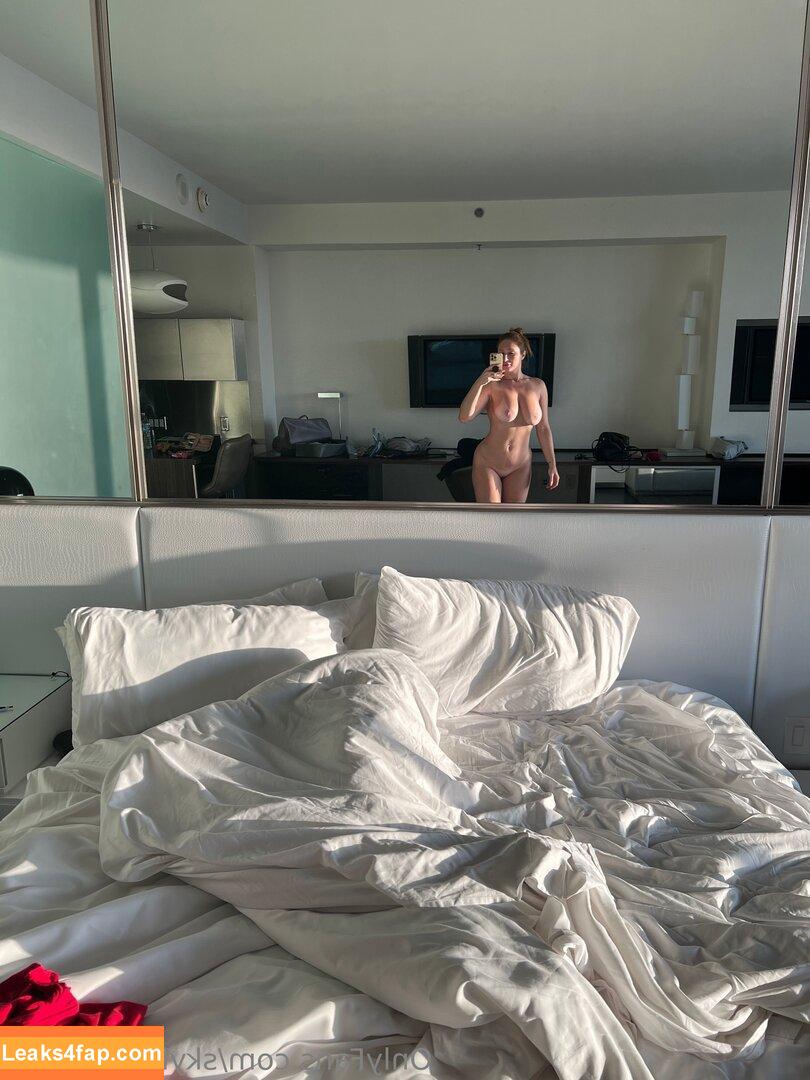 Skylar Snow / showmeskylar / skylarsnowxxx leaked photo photo #0536