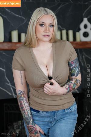 Skylar Snow photo #0673