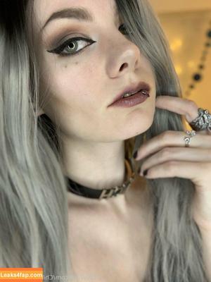 Skylaraynesgray photo #0043