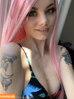 Skylaraynesgray photo #0105