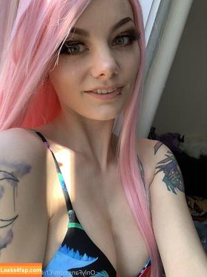 Skylaraynesgray photo #0106