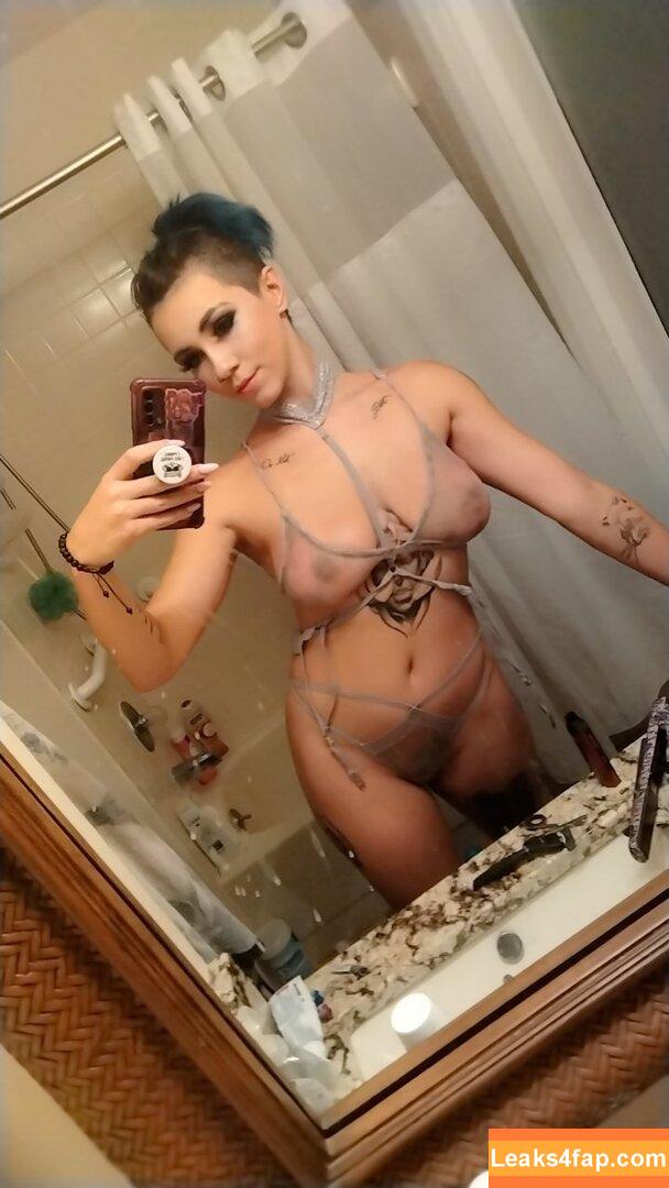 skylarcalico /  leaked photo photo #0020