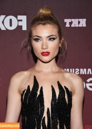 Skyler Samuels photo #0030