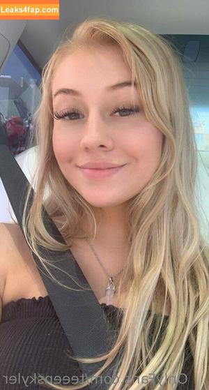 SkylerStormxo photo #0014