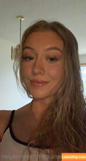 SkylerStormxo photo #0019