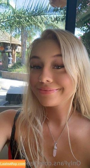 SkylerStormxo photo #0062
