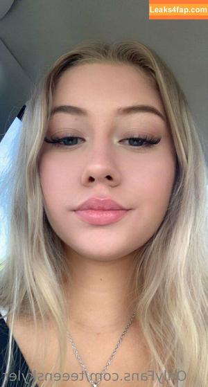 SkylerStormxo photo #0069