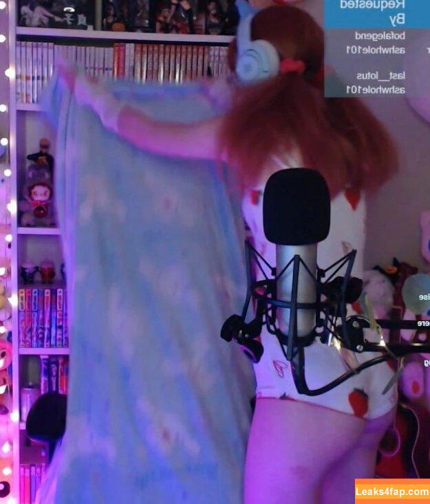 Skymi_chan leaked photo photo #0388
