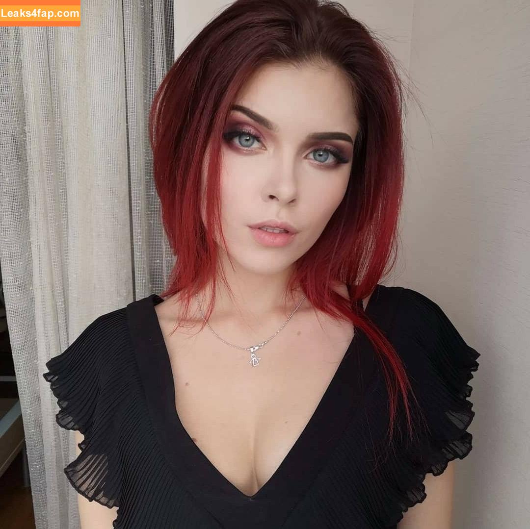 Sladkoslava / Ilona Bugaeva / IlonaBugaeva / sladkoslavacosplay leaked photo photo #0098