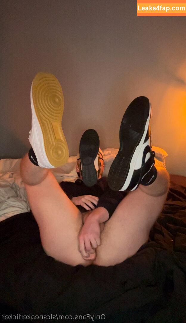 slcsneakerlicker /  leaked photo photo #0018