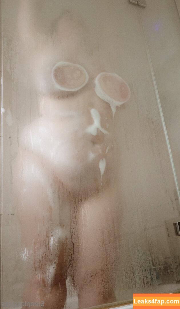 sleeplessliesph /  leaked photo photo #0015