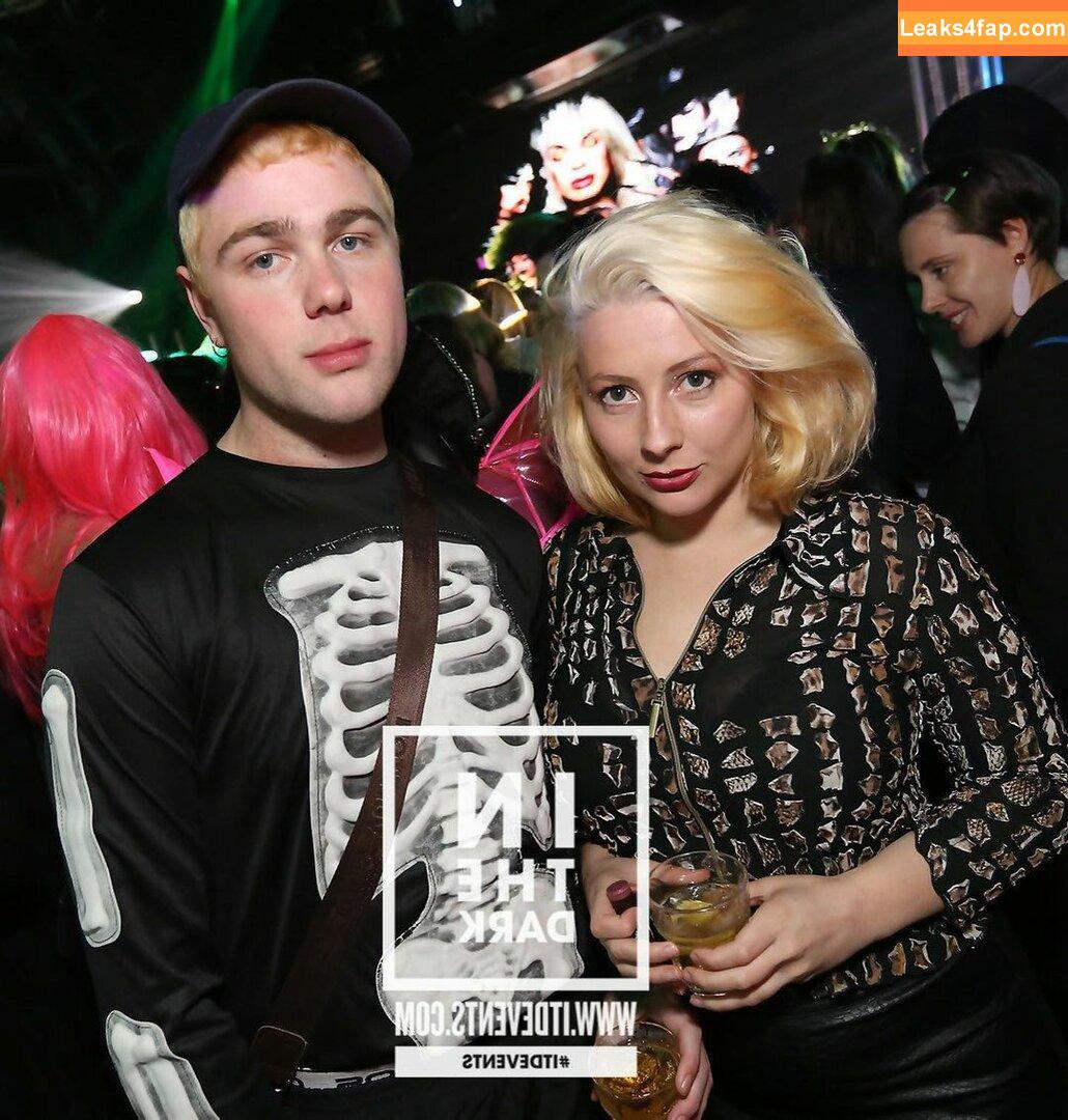 SliceOfSalami / Slice_of_Salami / bel_larcombe_ leaked photo photo #0130