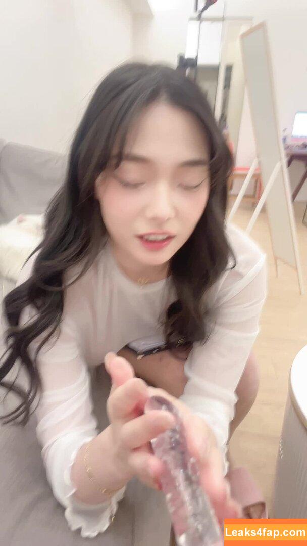 Slivia__王苡昕 / Yixin.0309 leaked photo photo #0070