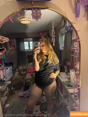 slutshameless18 photo #0002