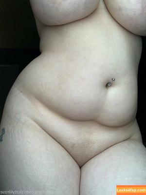 sluttylilrose photo #0014