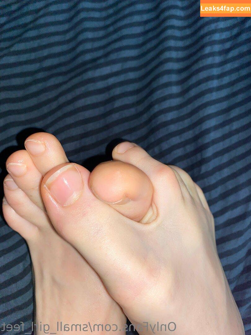 small_girl_feet / toes_for_your_nose leaked photo photo #0030
