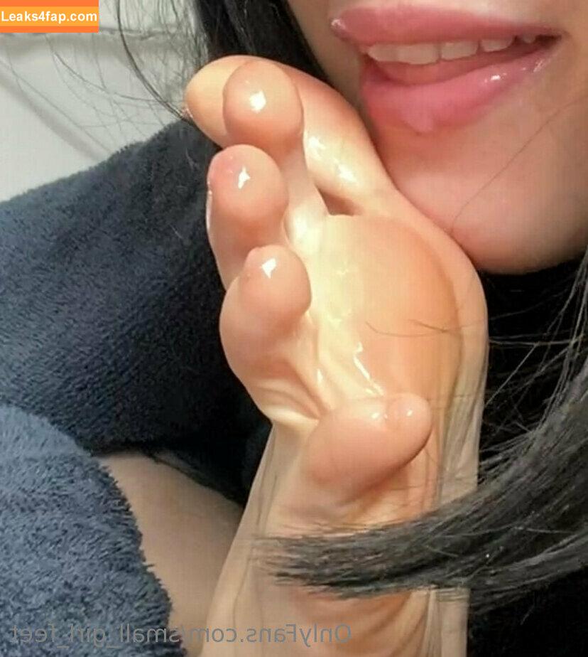 small_girl_feet / toes_for_your_nose leaked photo photo #0064