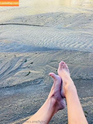 smallfeetpics photo #0003