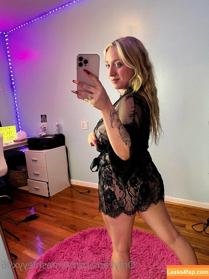 smashleyyx96 / smashleytwitch слитое фото фото #0009