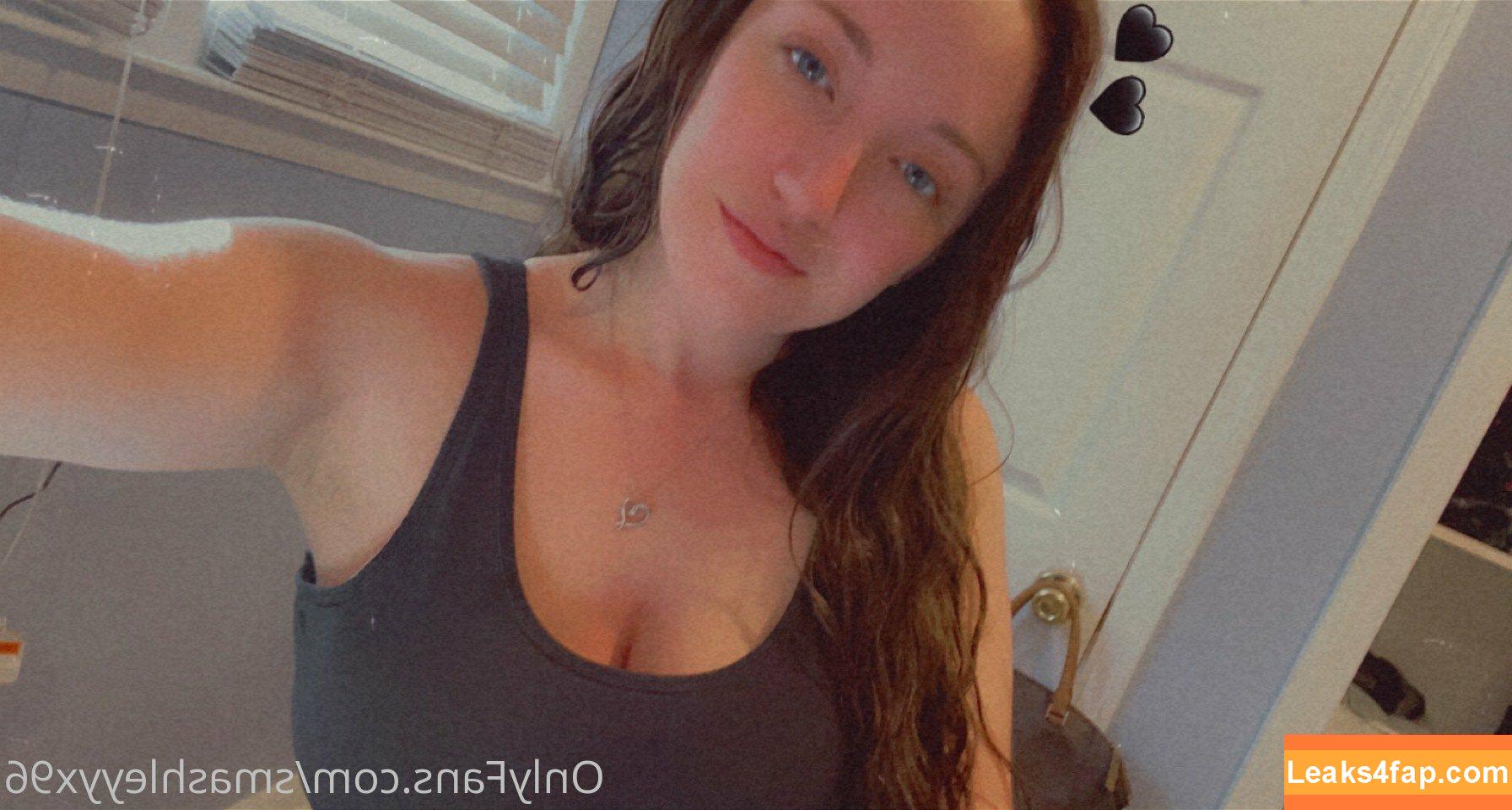 smashleyyx96 / smashleytwitch leaked photo photo #0068